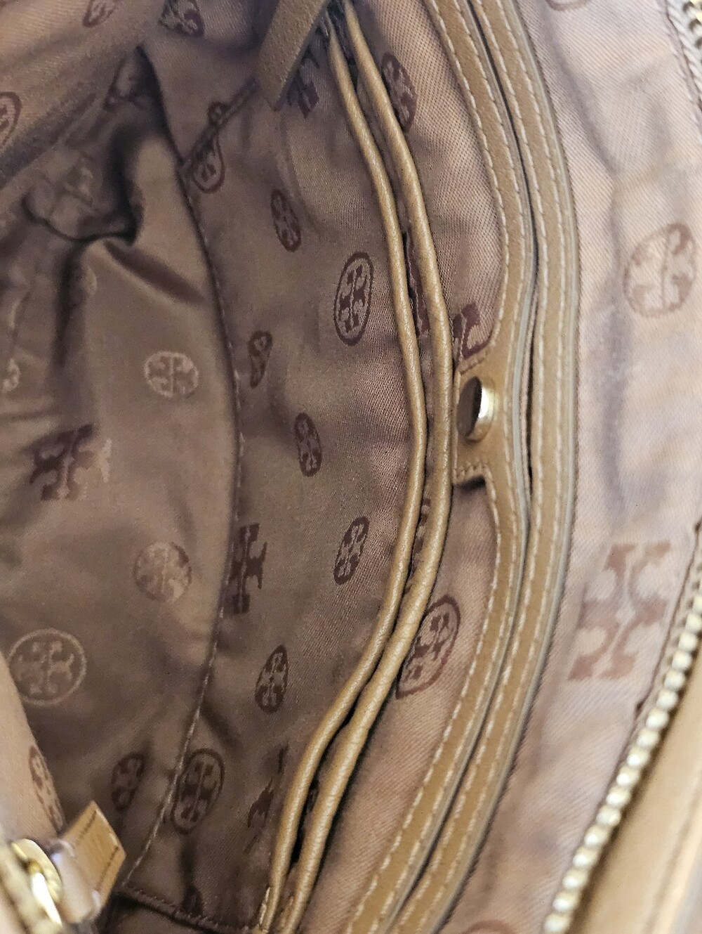 Tory Burch Stacked "T" Swingpack Crossbody Bag - Picture 8 of 9